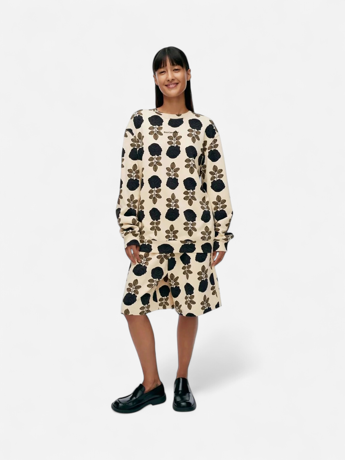 Marimekko naisten collegepusero, LOISTO VIHKIRUUSU KIOSKI COLLEGEPAITA Beige Kuosi