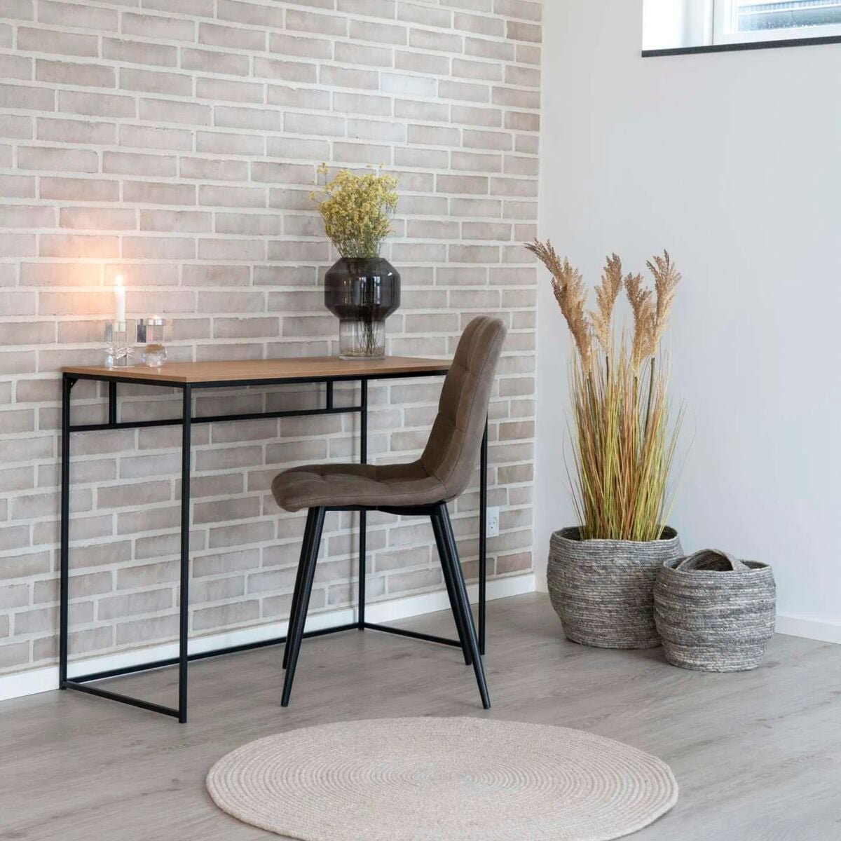 House Nordic Vita työpöytä 100x45 cm tammi/musta