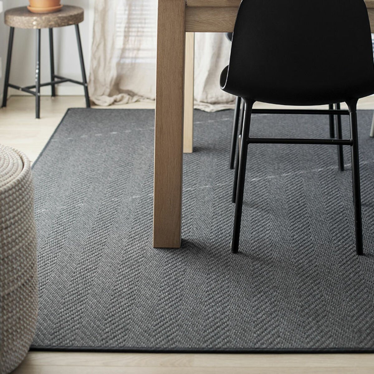 VM Carpet Elsa matto 160x230 musta
