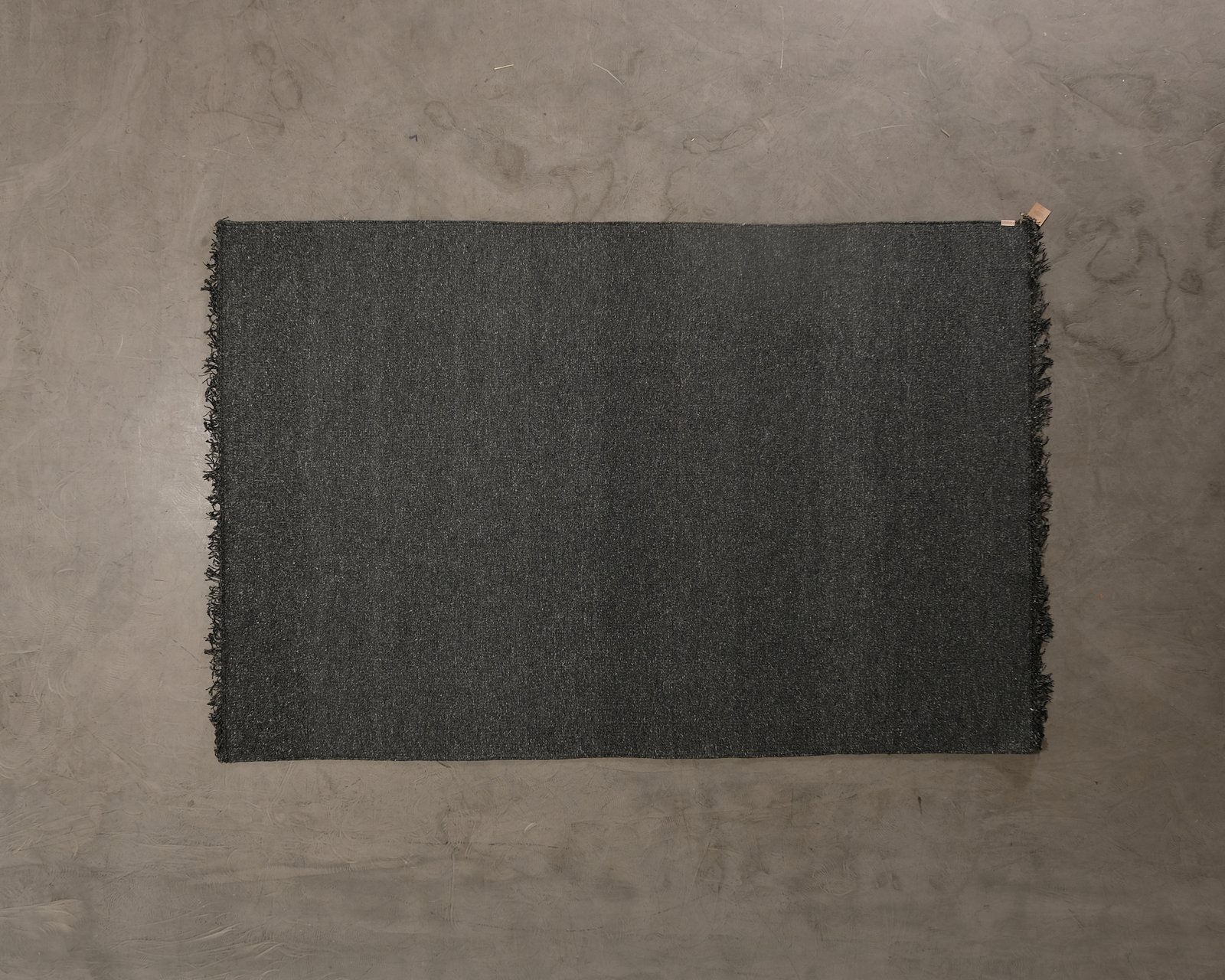 Roots Living Fringe Bamboo matto 170 x 240 cm harmaa