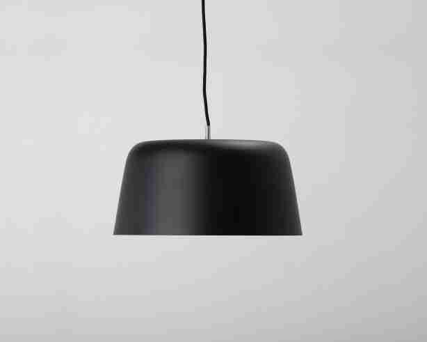Normann Copenhagen Tub riippuvalaisin musta ø 44 cm