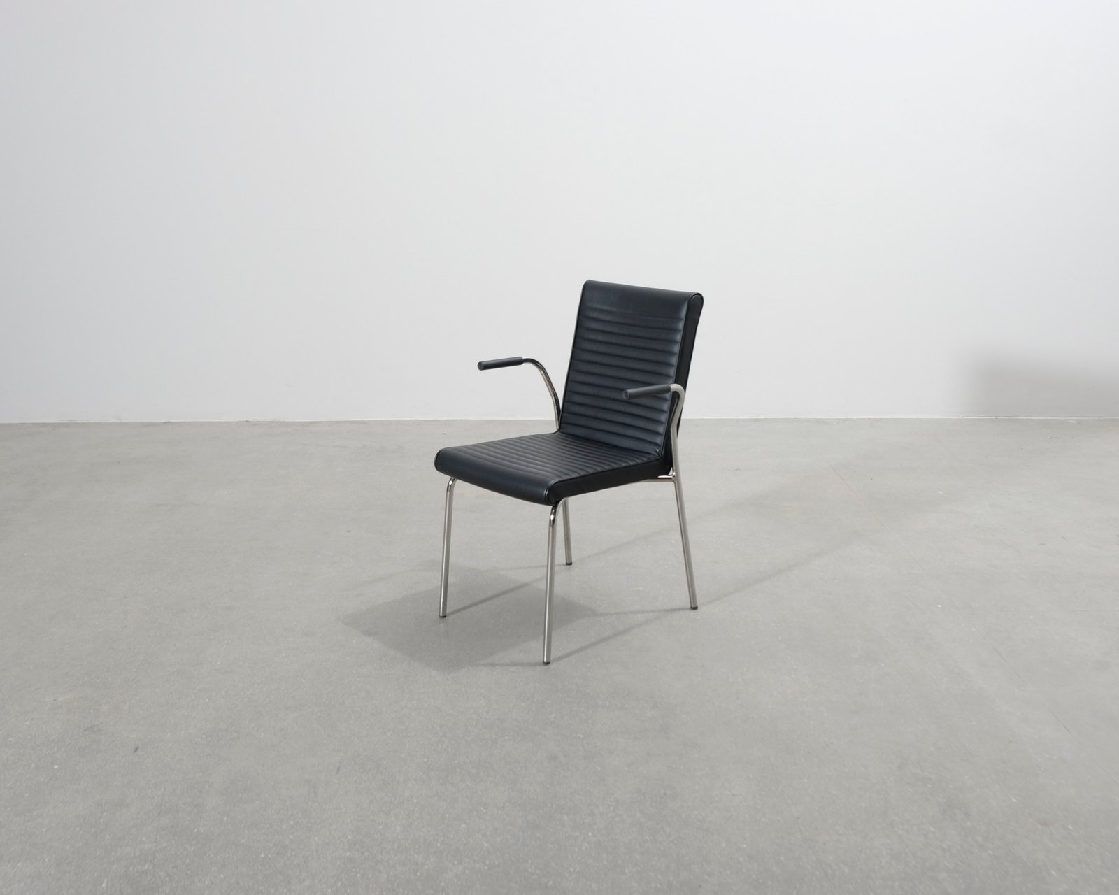 Offecct Quick tuoli musta