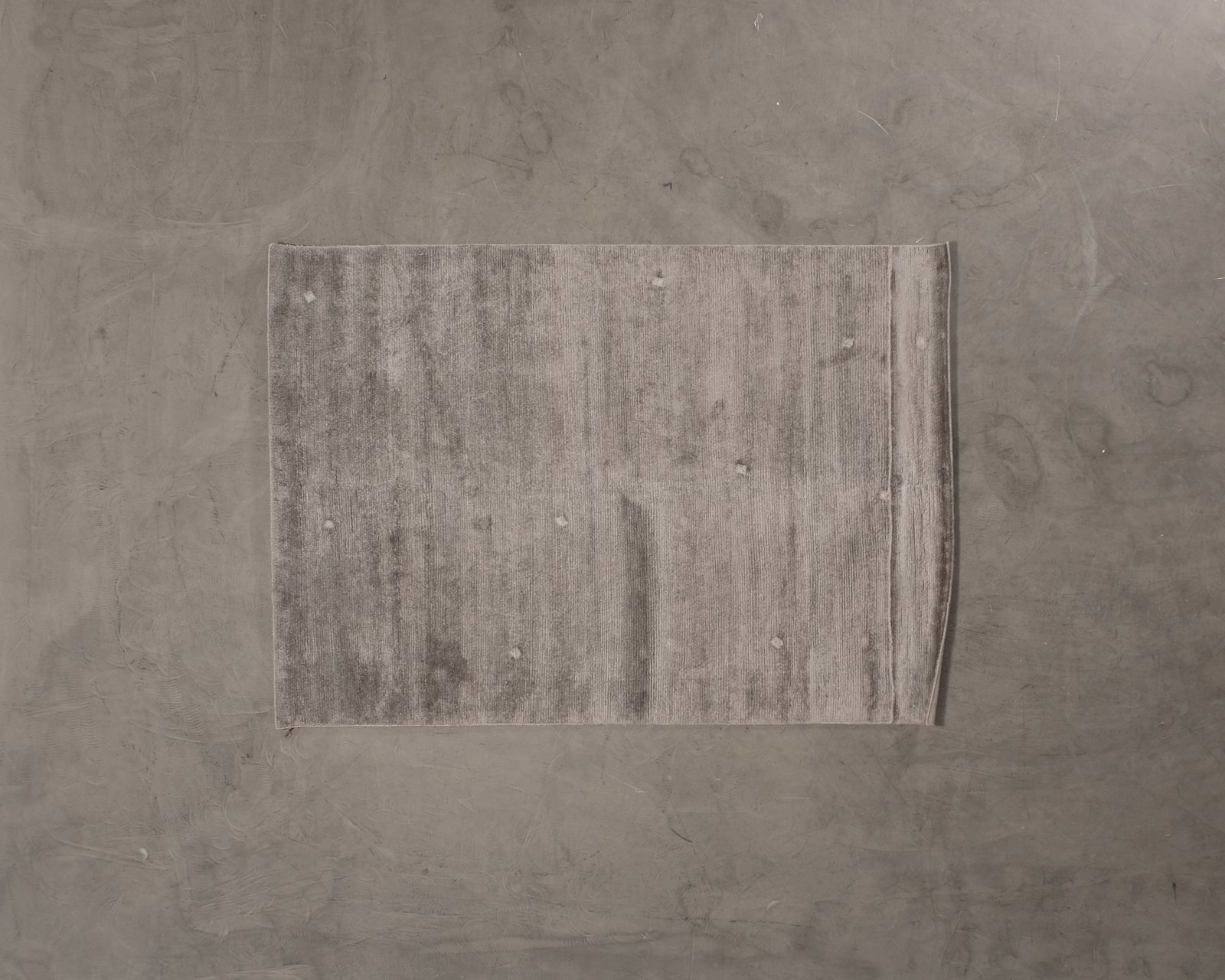 Roots Living Long Pile Viscose matto 170 x 240 cm harmaa
