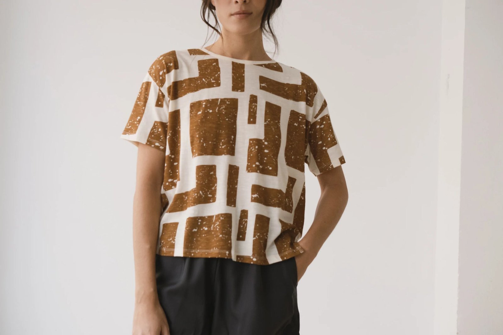 Amber Classic Tee Brown