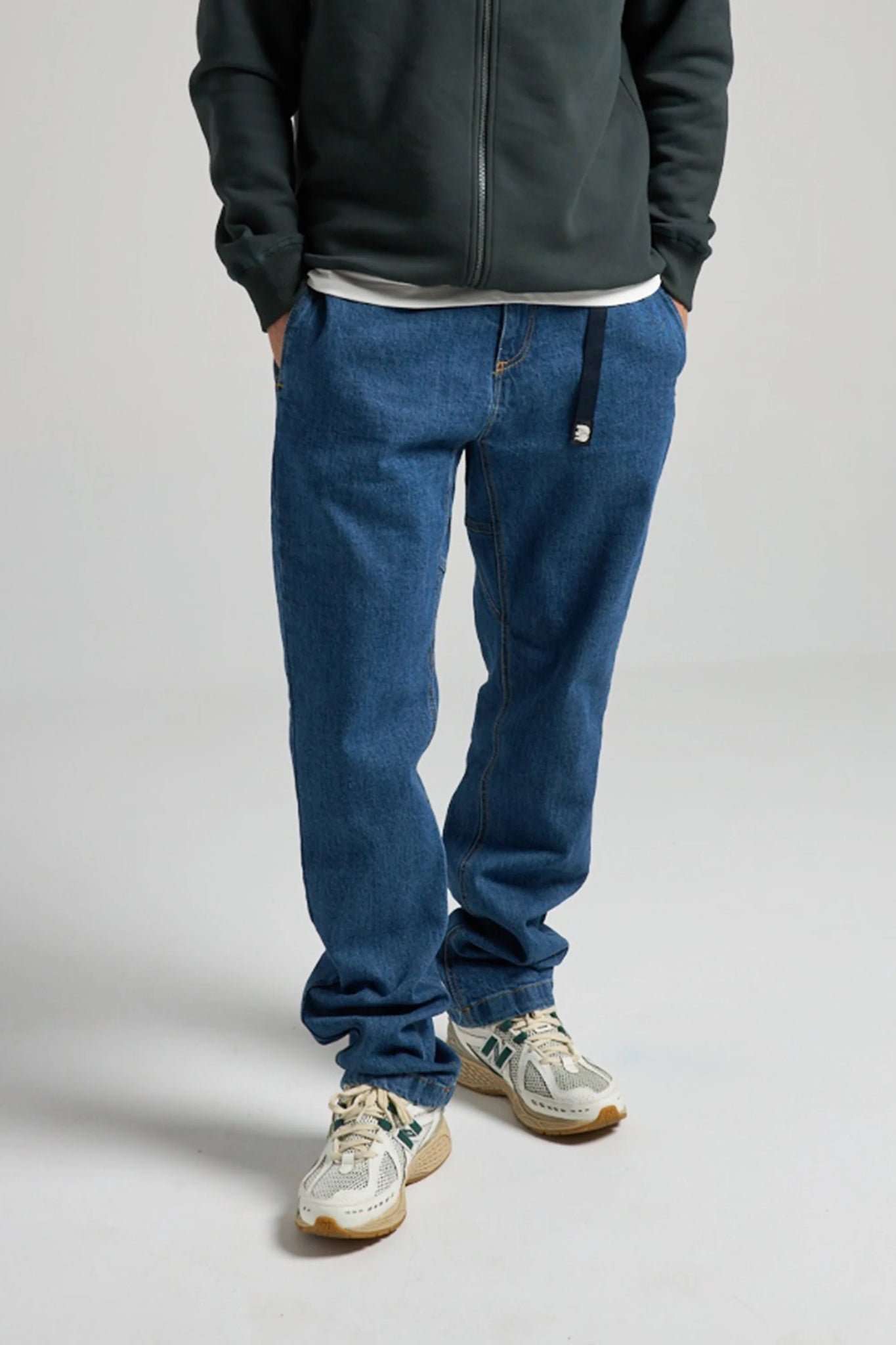 Climber Jeans Medium Wash Blue