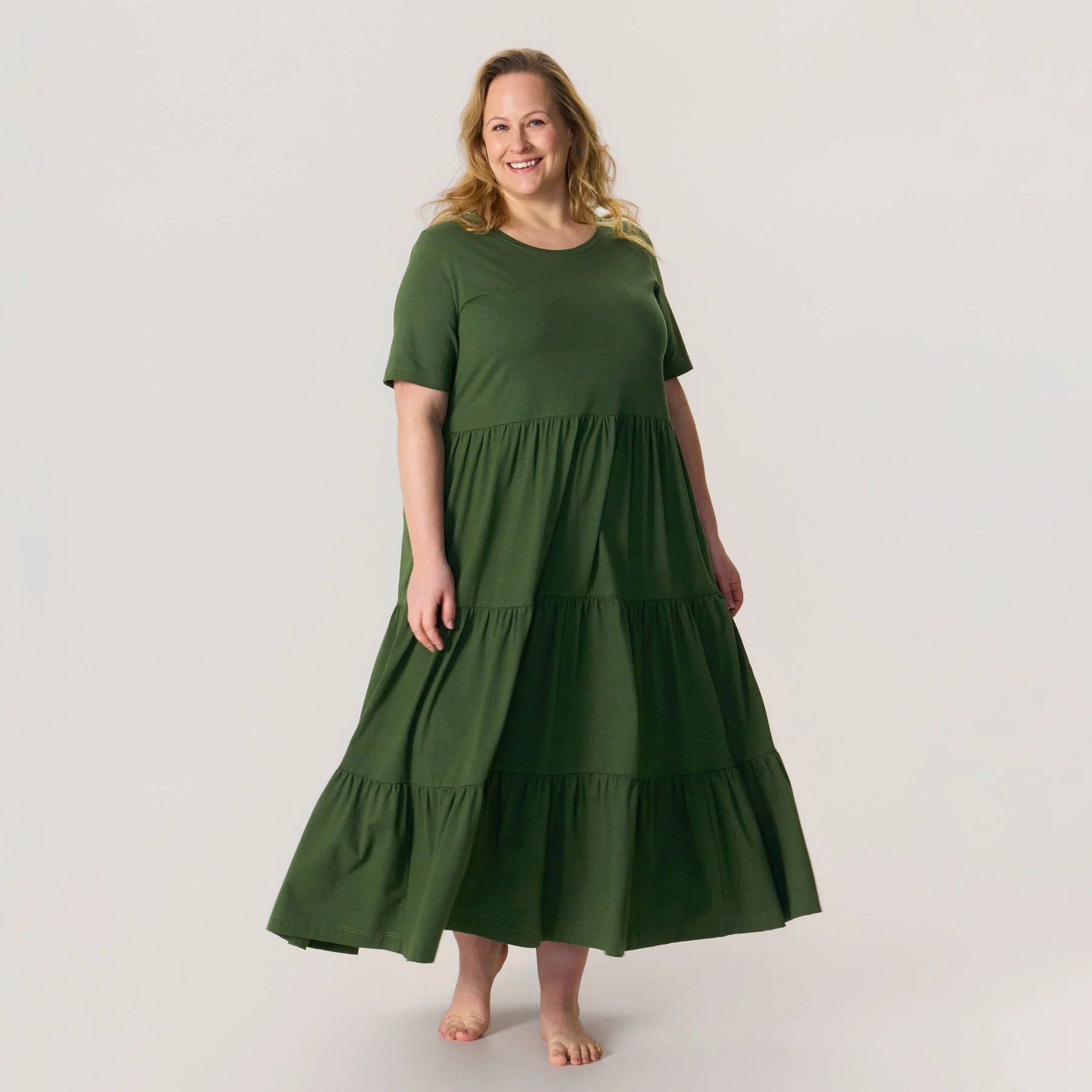 Frilla Short Sleeve Maxi Dress Green