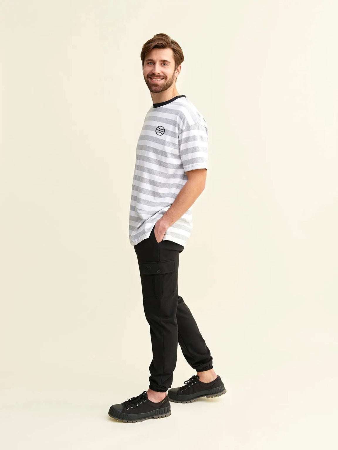 Hieta Sweatpants Black
