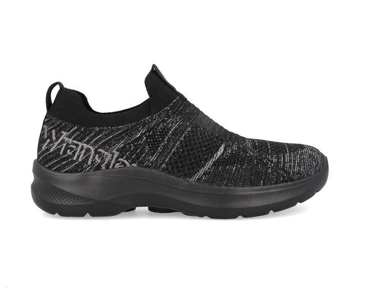 Fresh slip on, musta