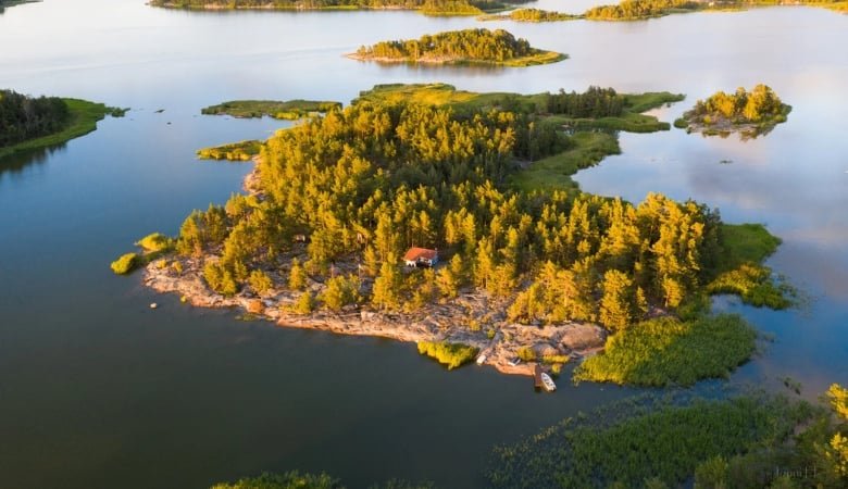 Vuokraa yksityinen saari jopa 8-henkilölle | Säästä jopa 37 % | Uusikaupunki - yötä yksityisellä saarella