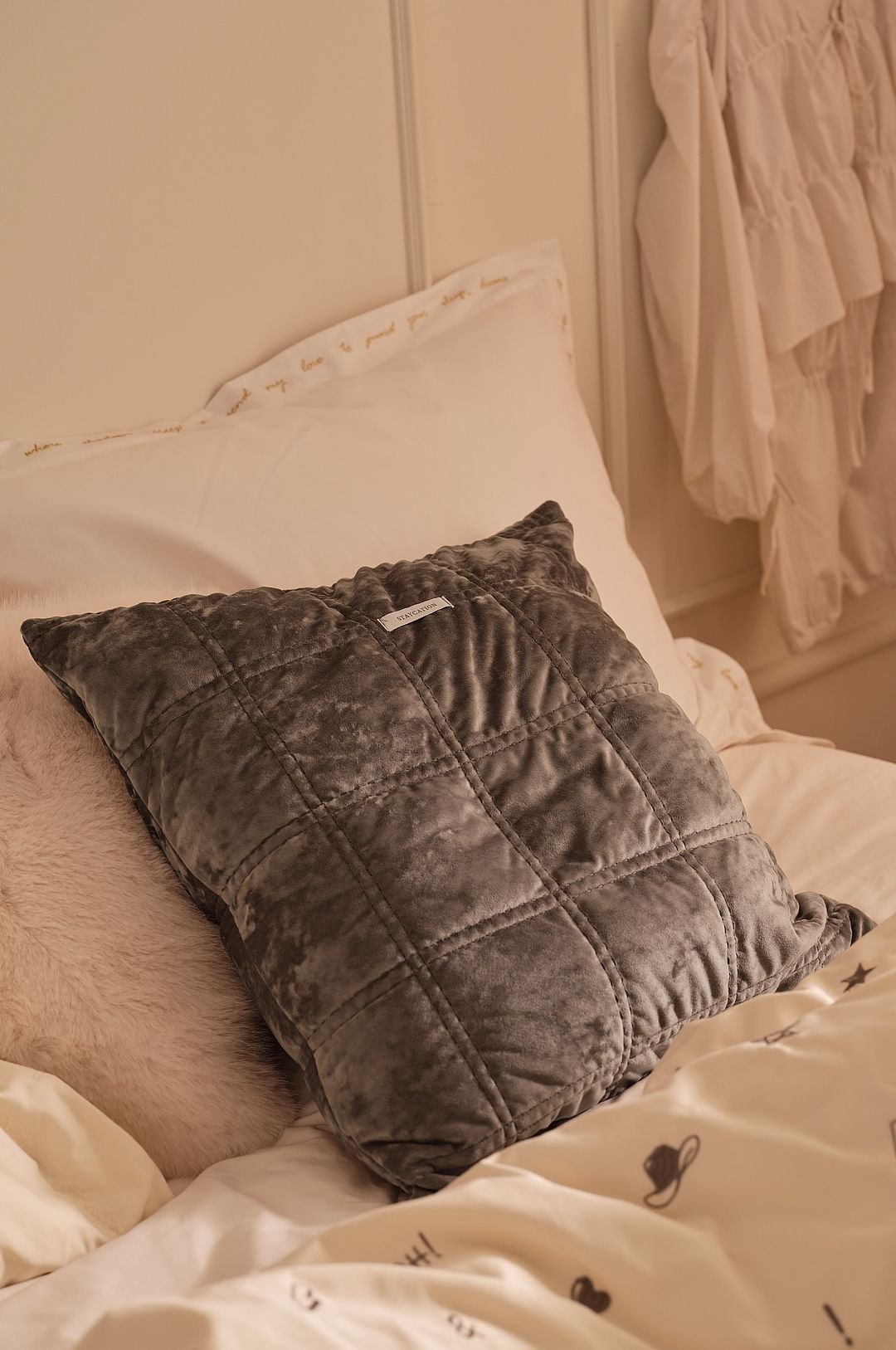 Tyynynpäällinen Pleasent
