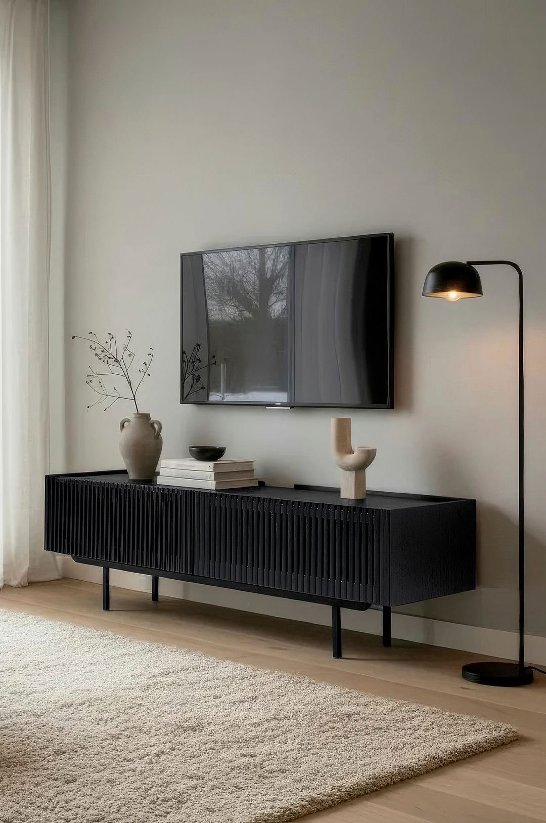 Tilde pieni TV-penkki 145 cm