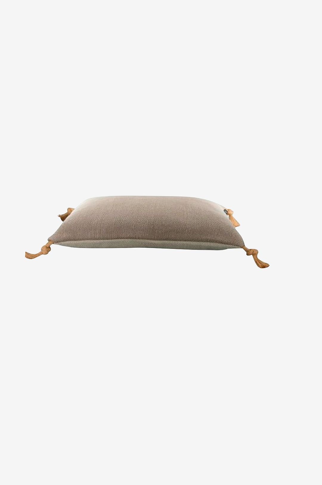 Tyynynpäällinen, Hella