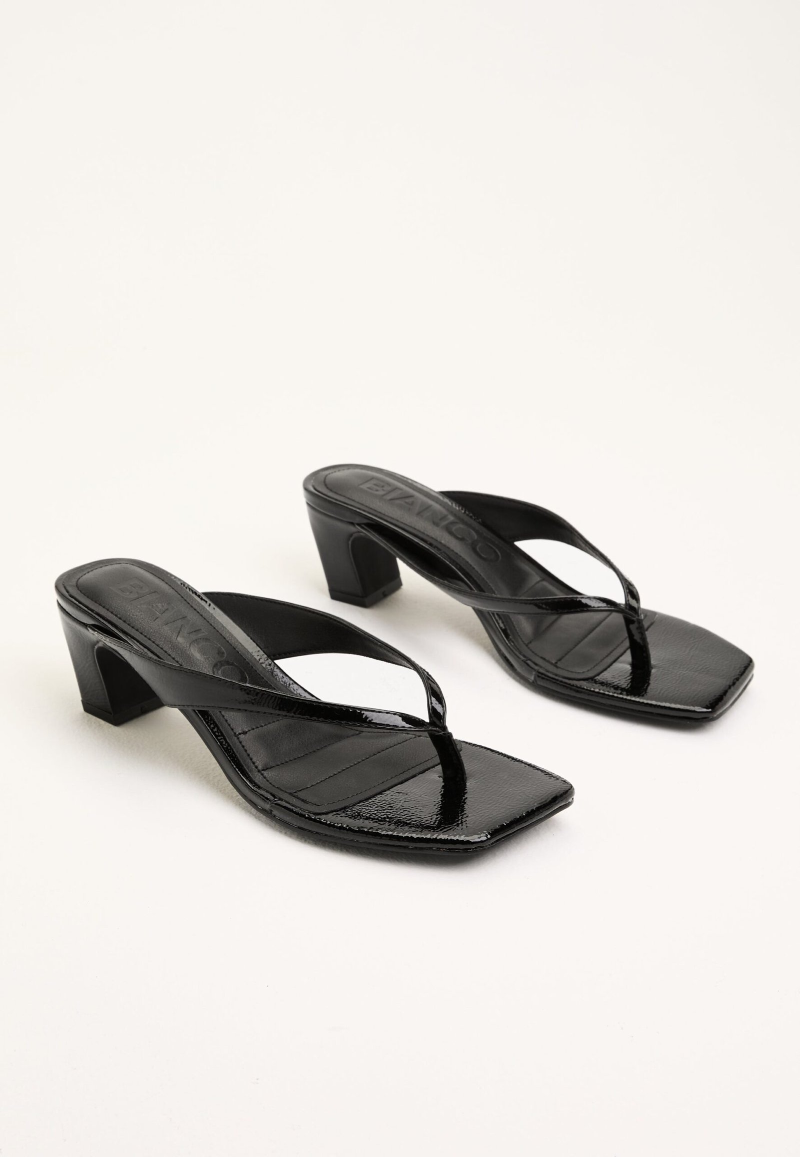 Biaspice Toe Post Faux Leather