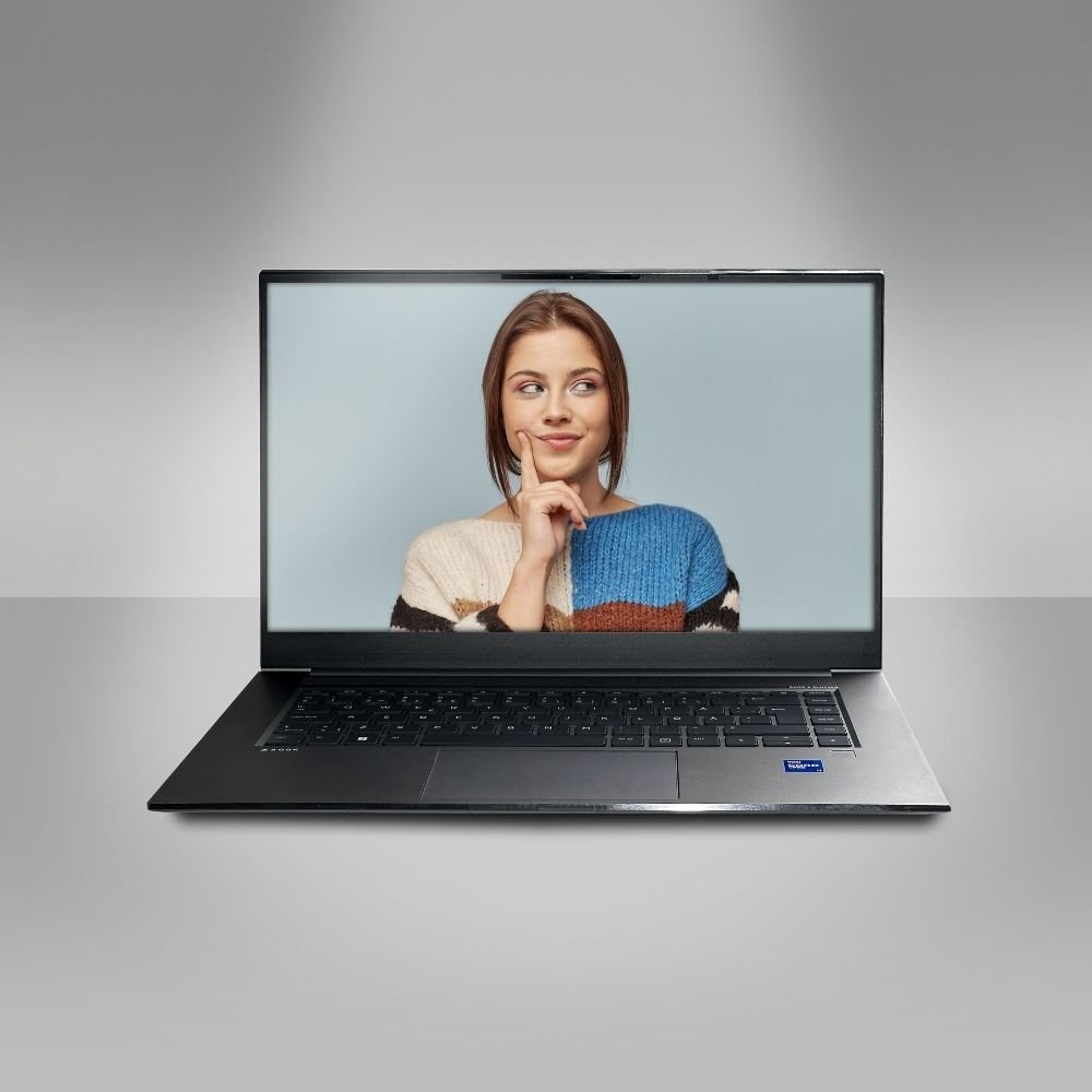 HP ZBook Studio G8 I7 ja Kuntoluokka B