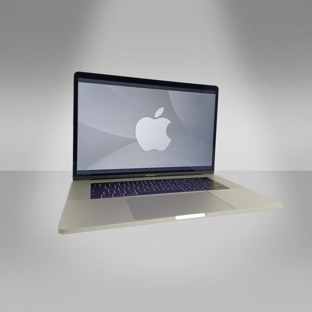 Apple MacBook Pro 15 (2016) I7 ja Kuntoluokka A-