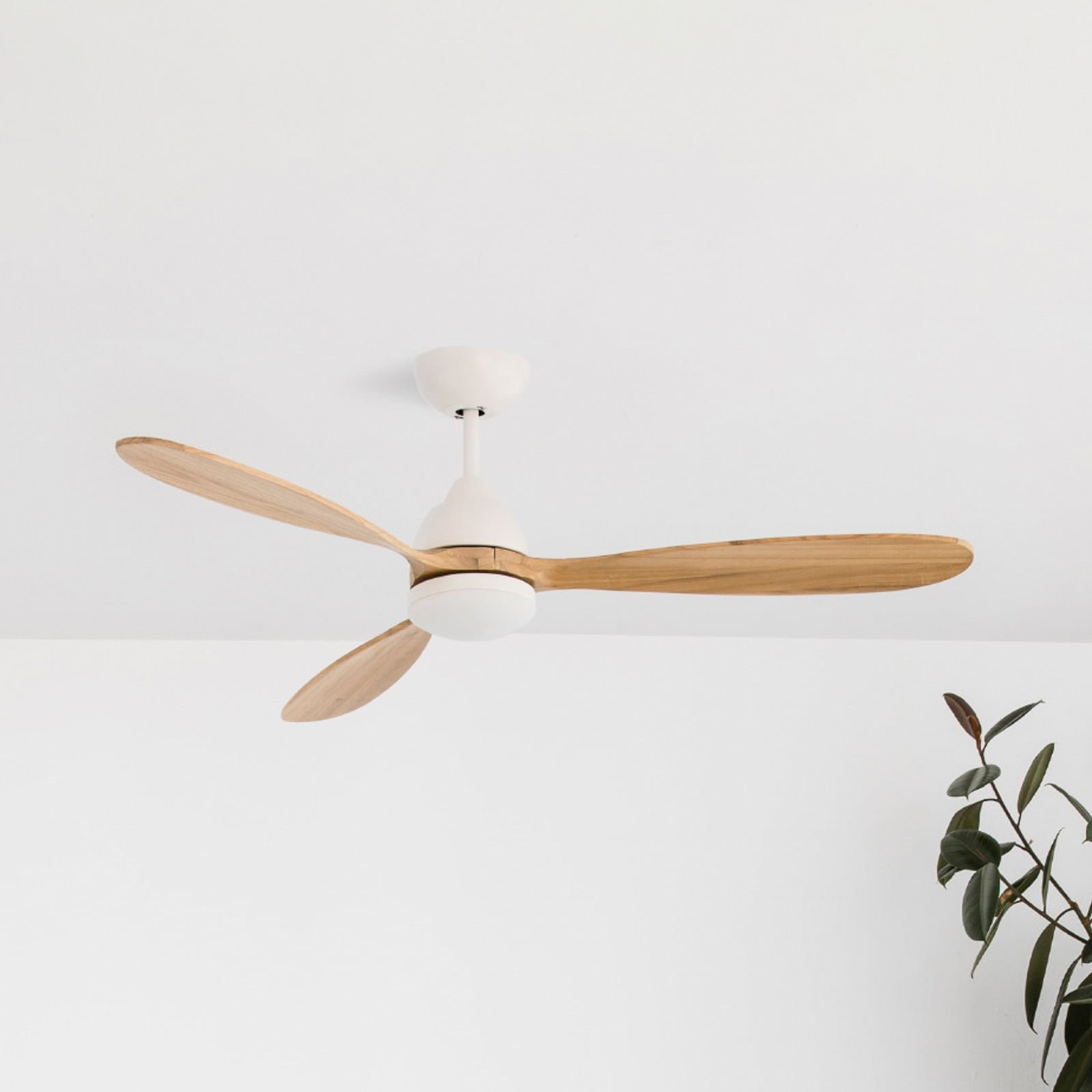 Poros-kattotuuletin LED-valaisin halkaisija 132 cm valkoinen/vaalea puu FARO BARCELONA