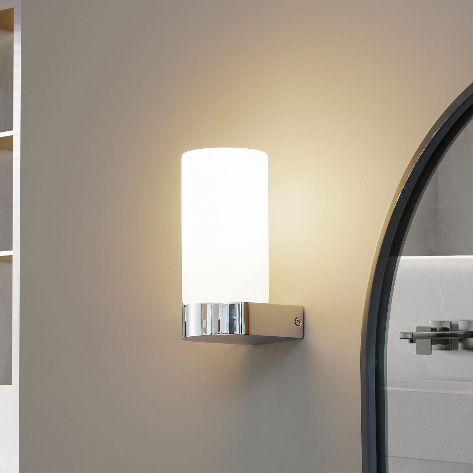 Basolo Seinävalaisin H172 IP44 Kromi