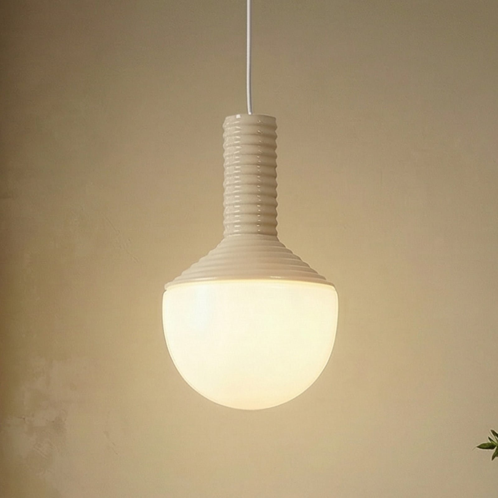 Florine Riippuvalaisin Beige/Opaali