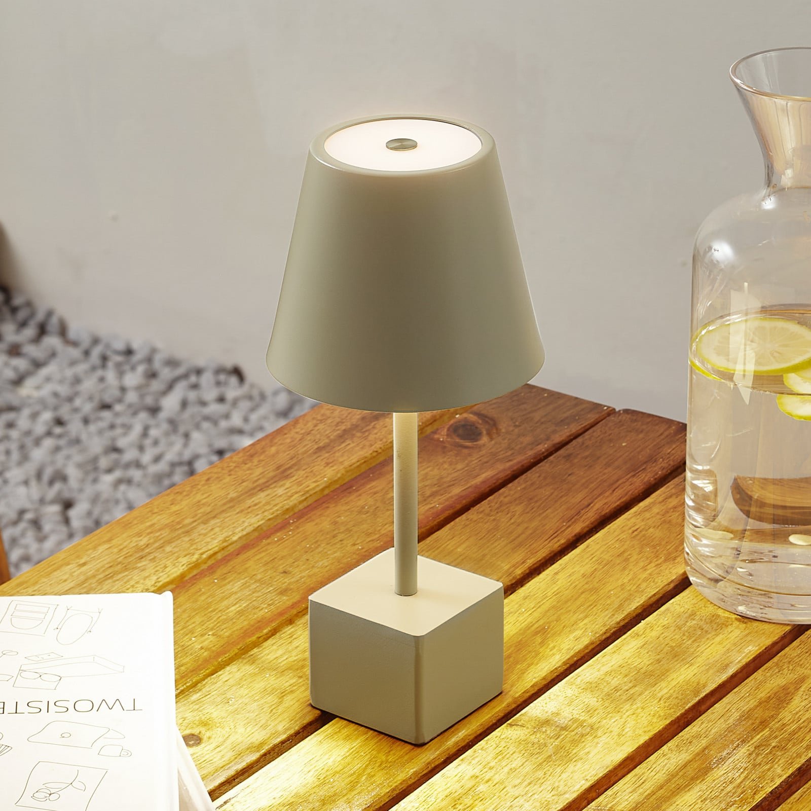 Janea Cube Portable Pöytävalaisin Dim. IP54 Vihreä