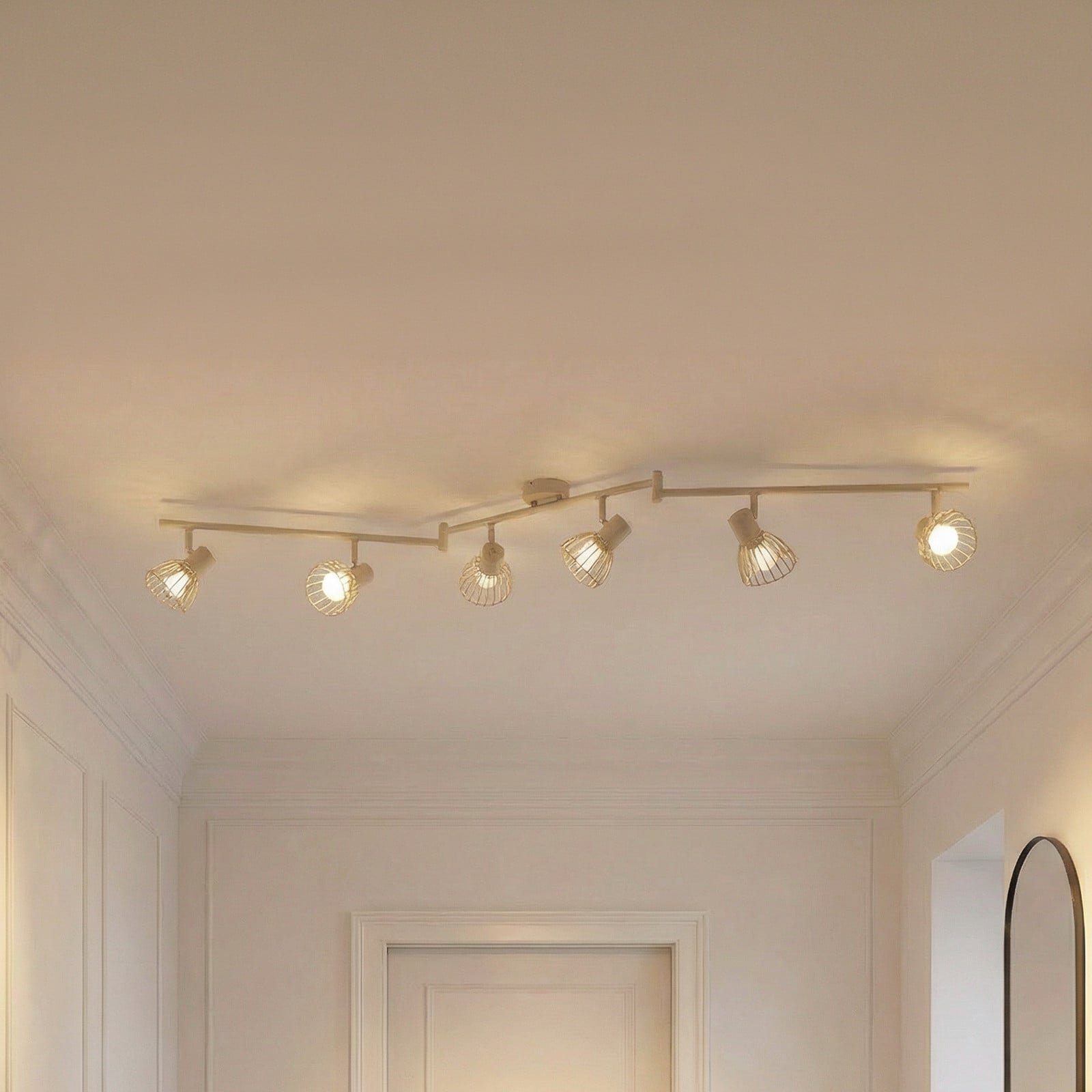 Piena 6 Kattovalaisin Beige