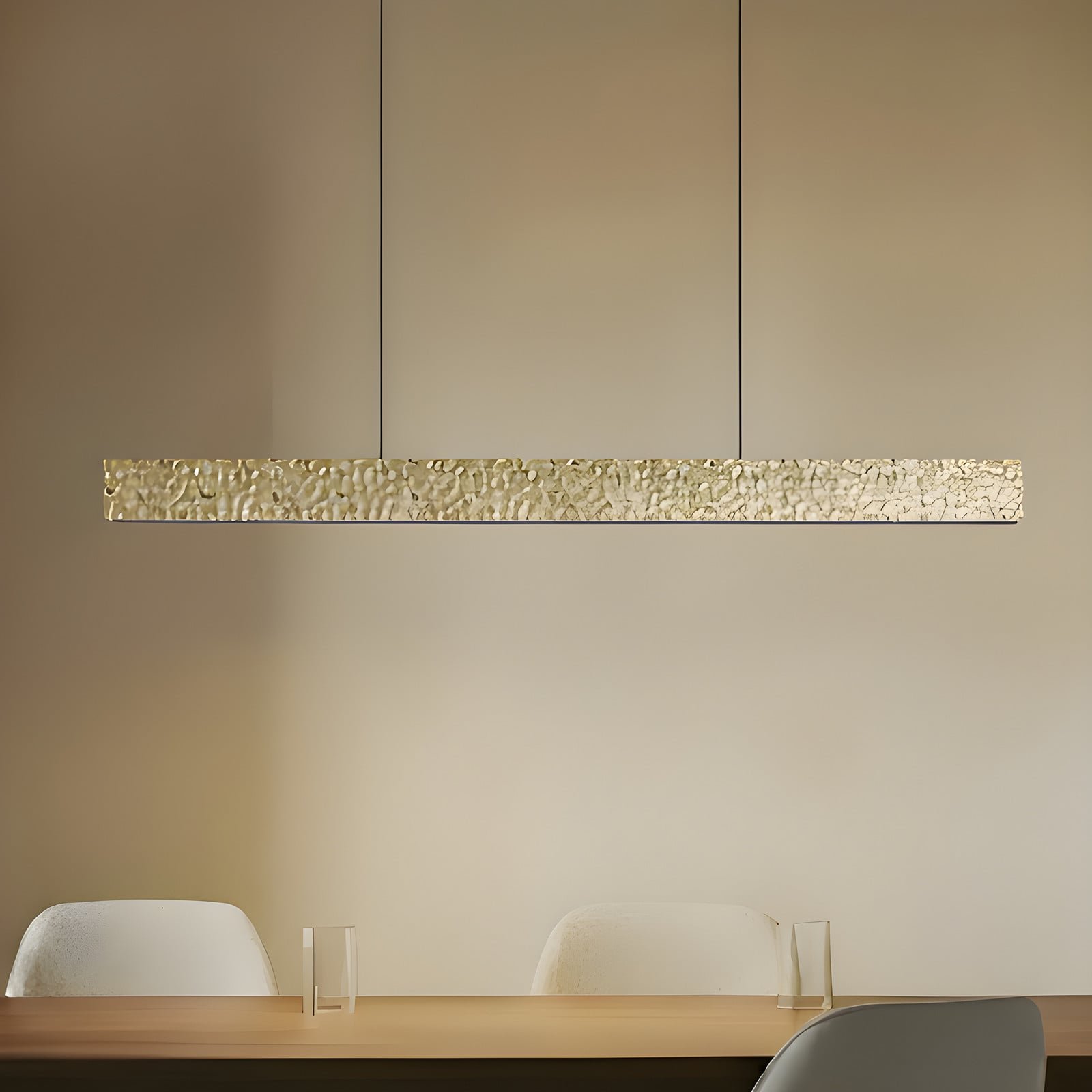 Nivara LED-riippuvalaisin 117 cm metalli kulta