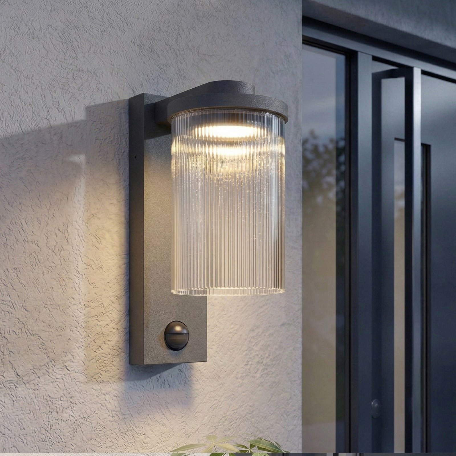Beelia LED-ulkoseinävalaisin anturi IP65 lasi alumiini antrasiitti