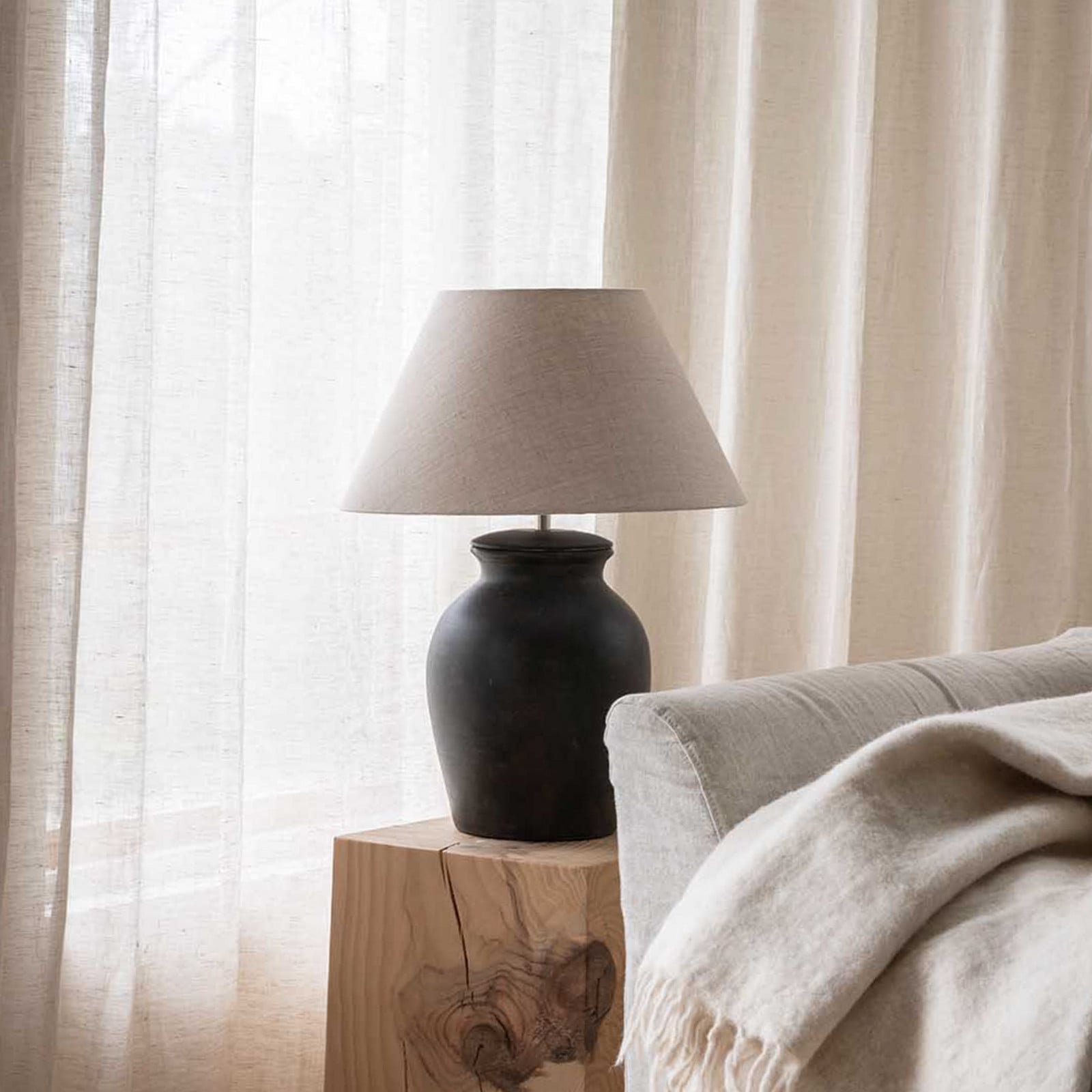 Basic wide -varjostin beige halkaisija 35 cm – Watt & Veke Watt & Veke