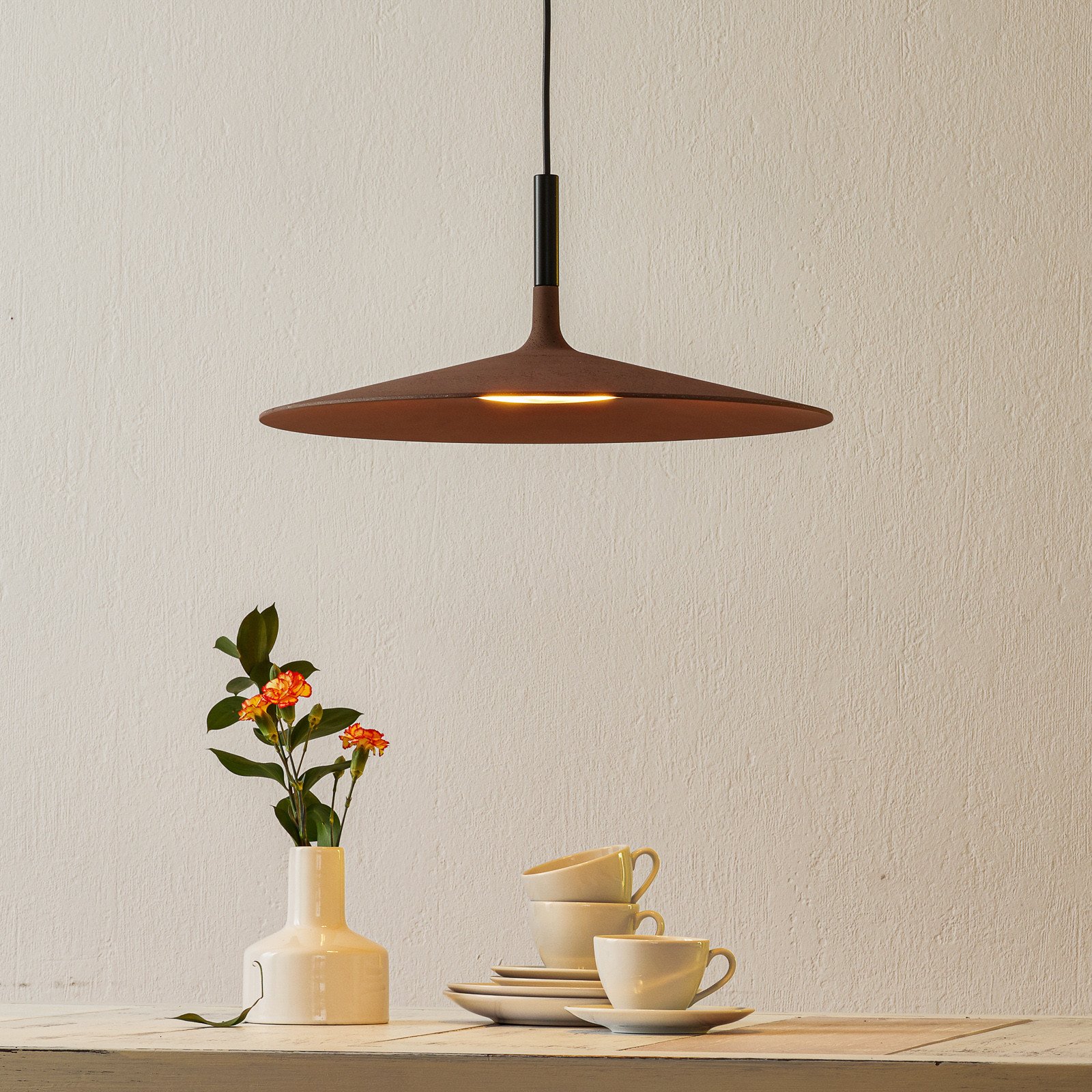 Aplomb Large LED-riippuvalaisin ruskea