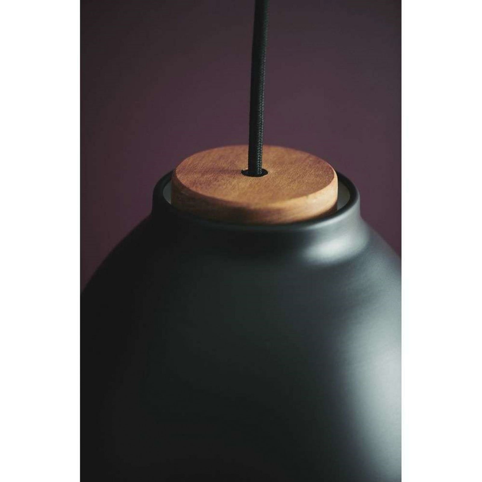 Nivå Riippuvalaisin Ø14 Black/Wood