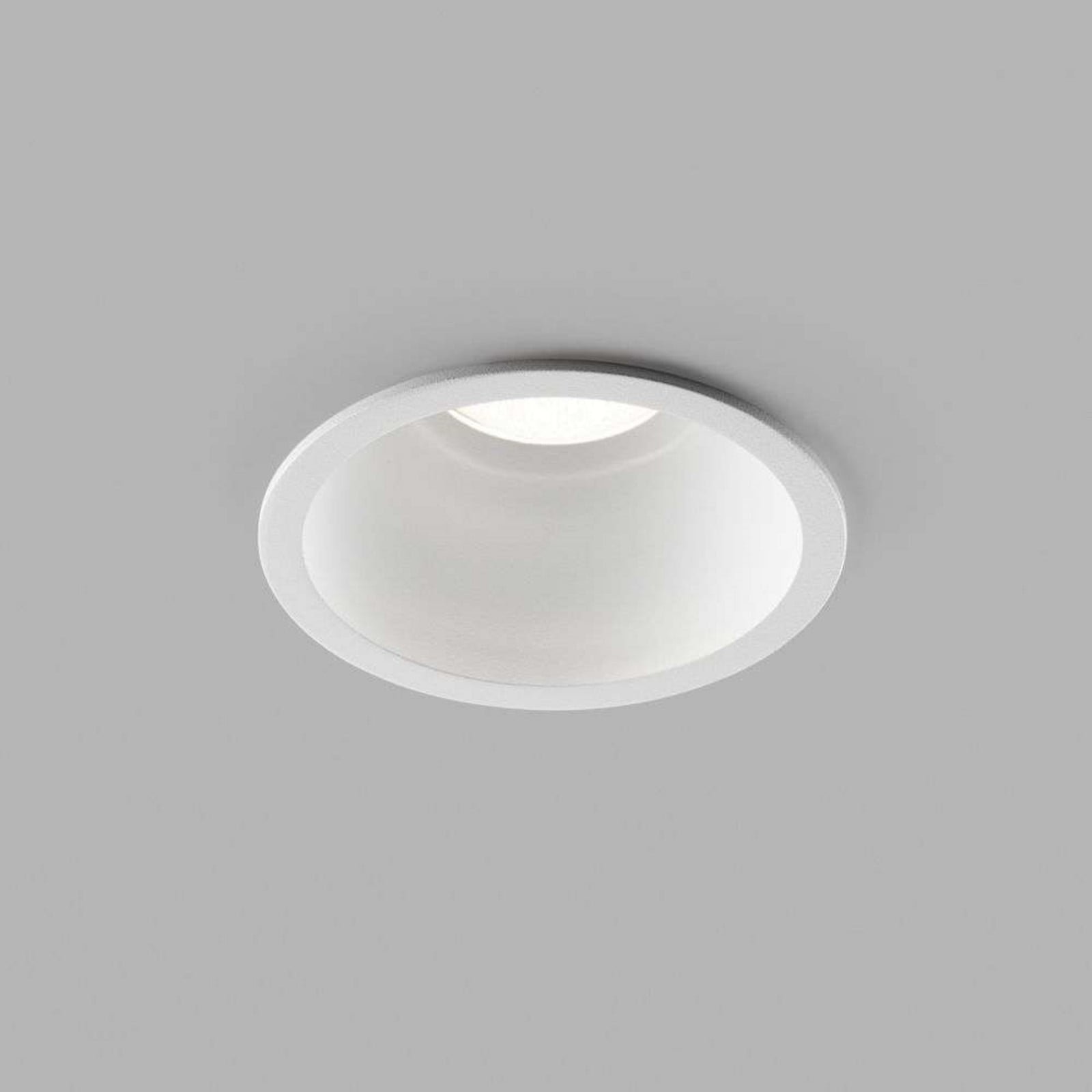 Curve II Upotettuspotti Ø90 IP54 2700/3000K White