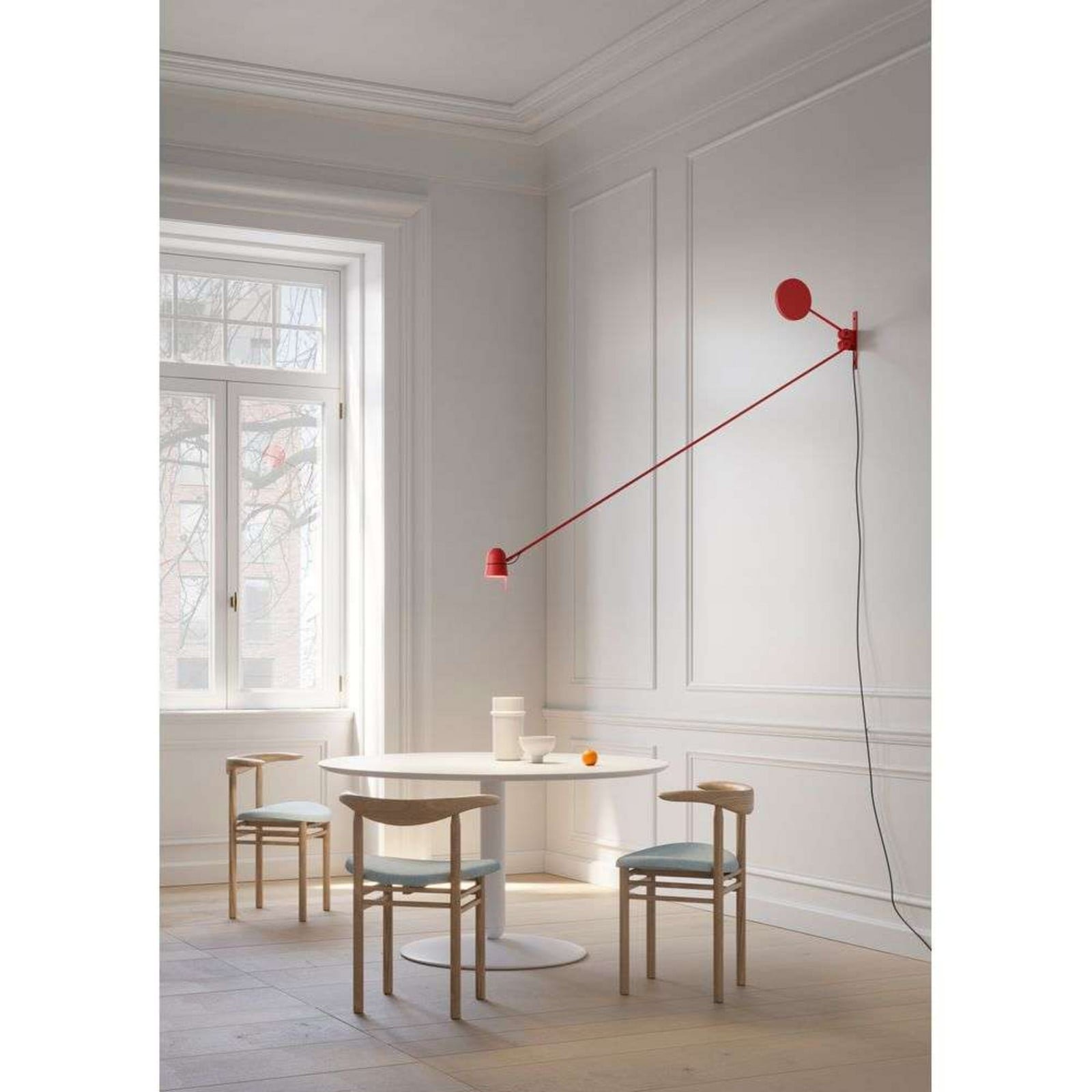 Counterbalance Seinävalaisin Red