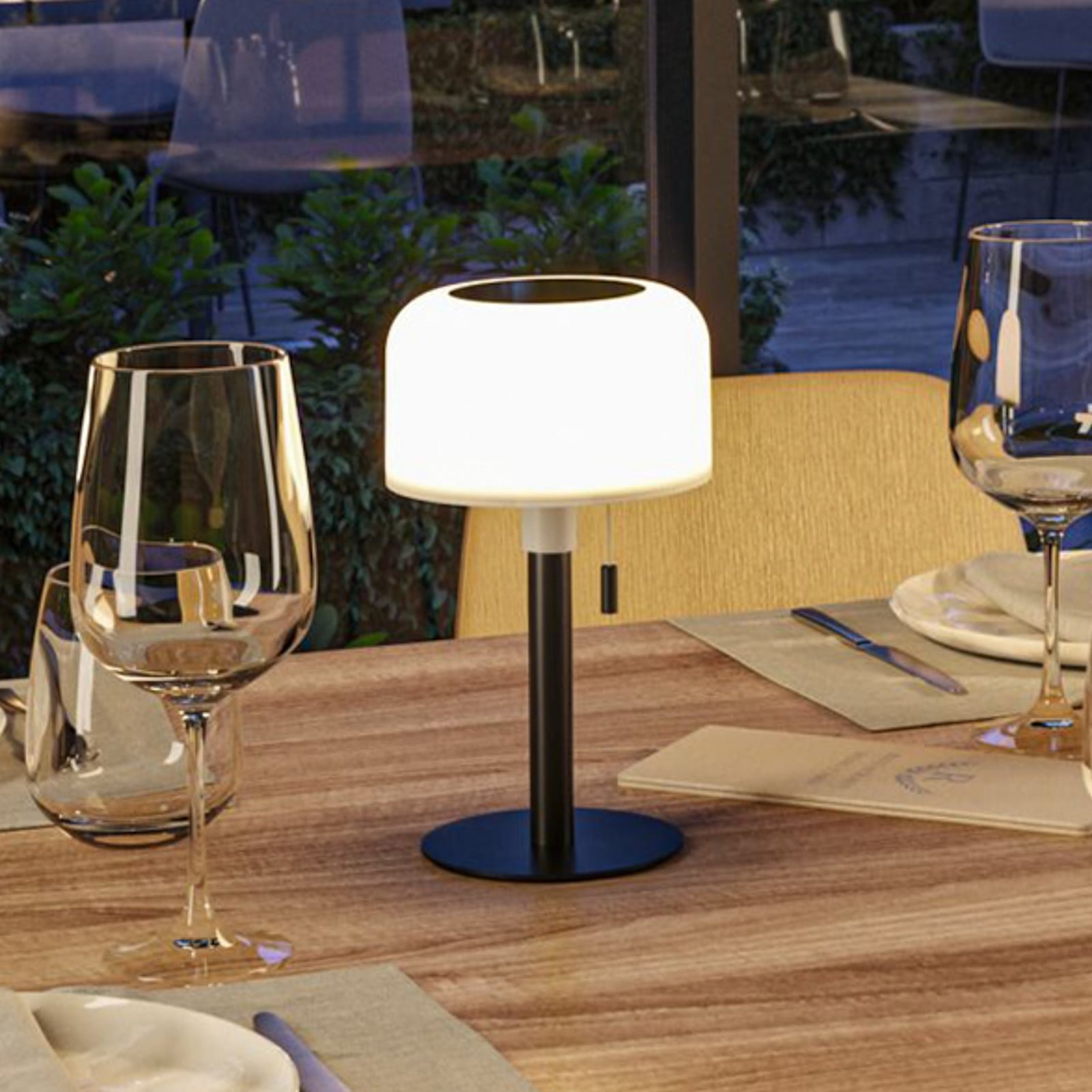 Bartja Solar LED-akku-pöytälamppu IP44 musta
