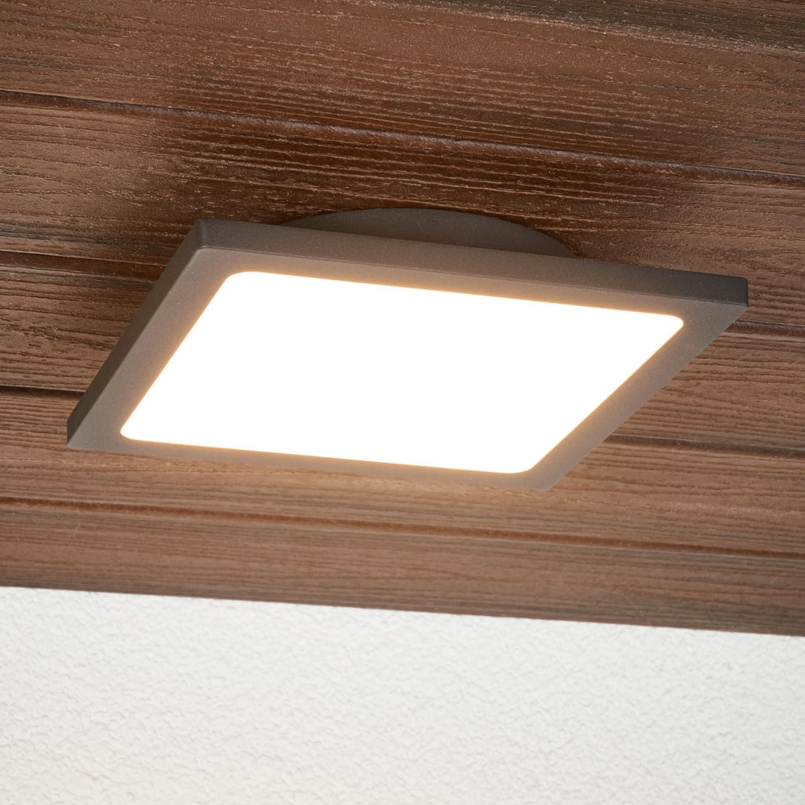 Mabella LED-ulkokattolamppu 23 cm anturi IP65
