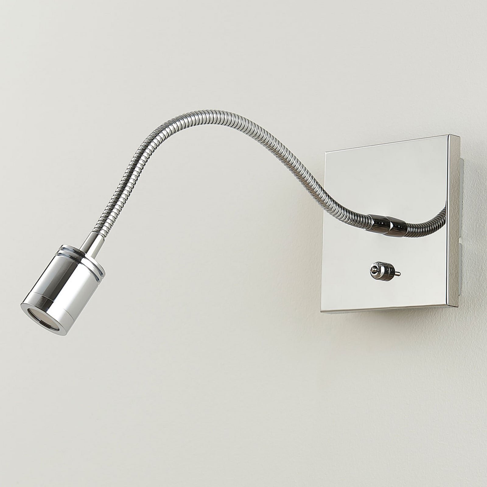 Berfin Seinävalaisin Chrome/Clear