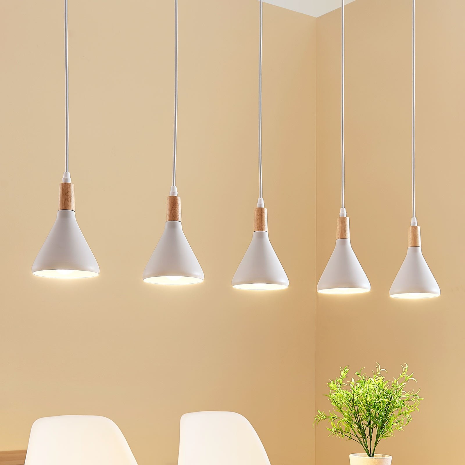 Arina Riippuvalaisin White/Wood