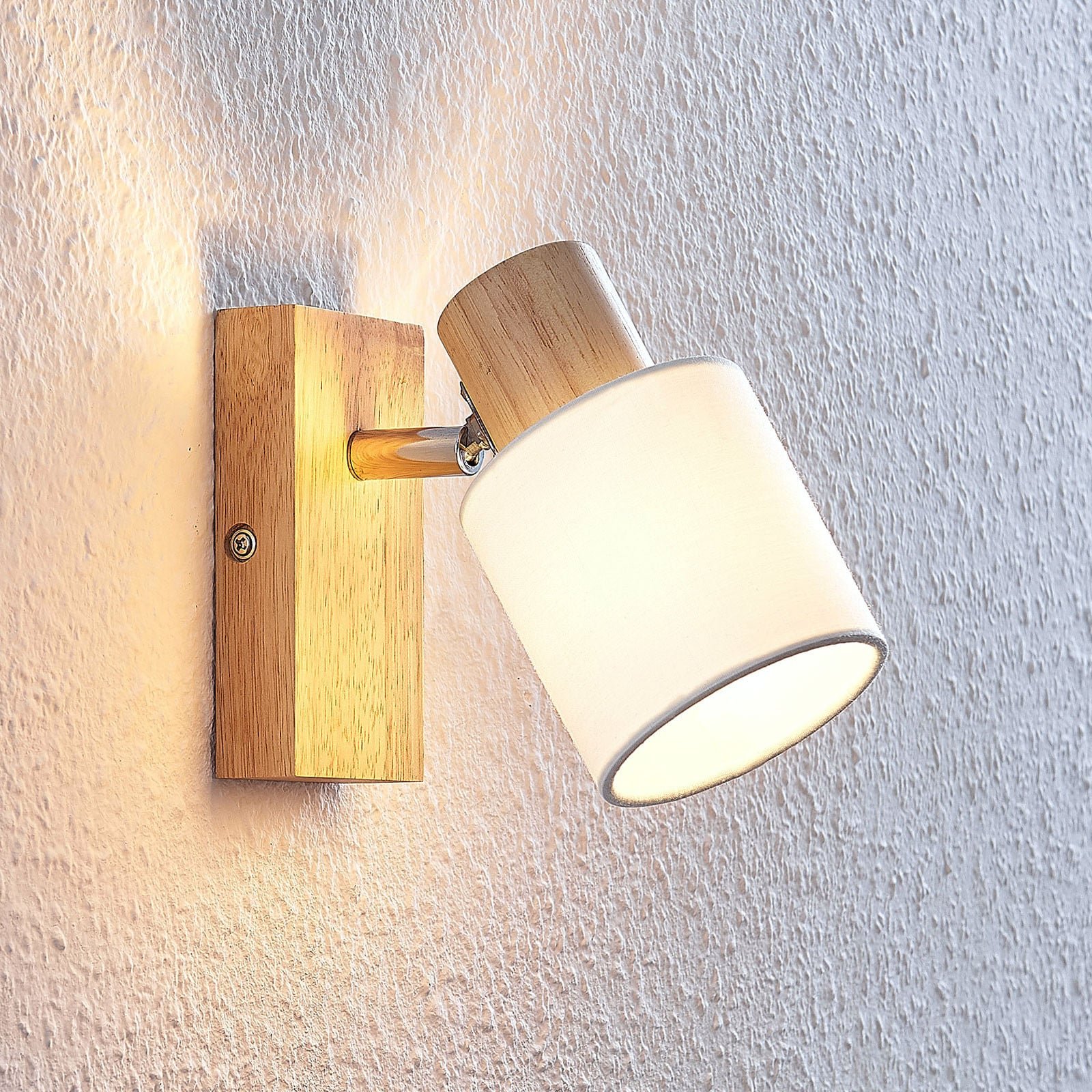 Wanessa Seinävalaisin Light Wood/White