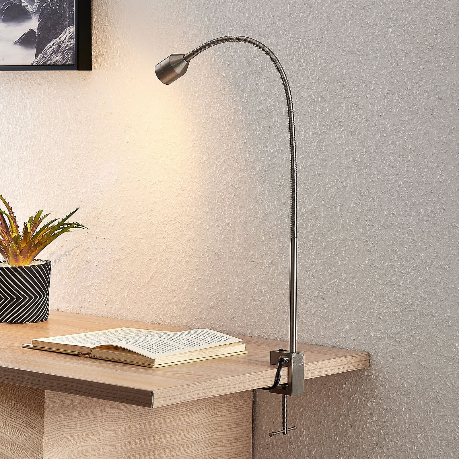 Hanilo LED Klipsivalaisin Nickel
