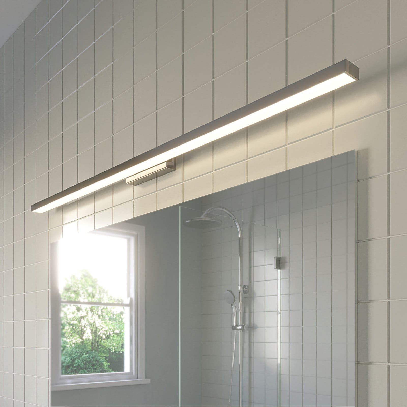 Alenia Seinävalaisin L120 White/Chrome
