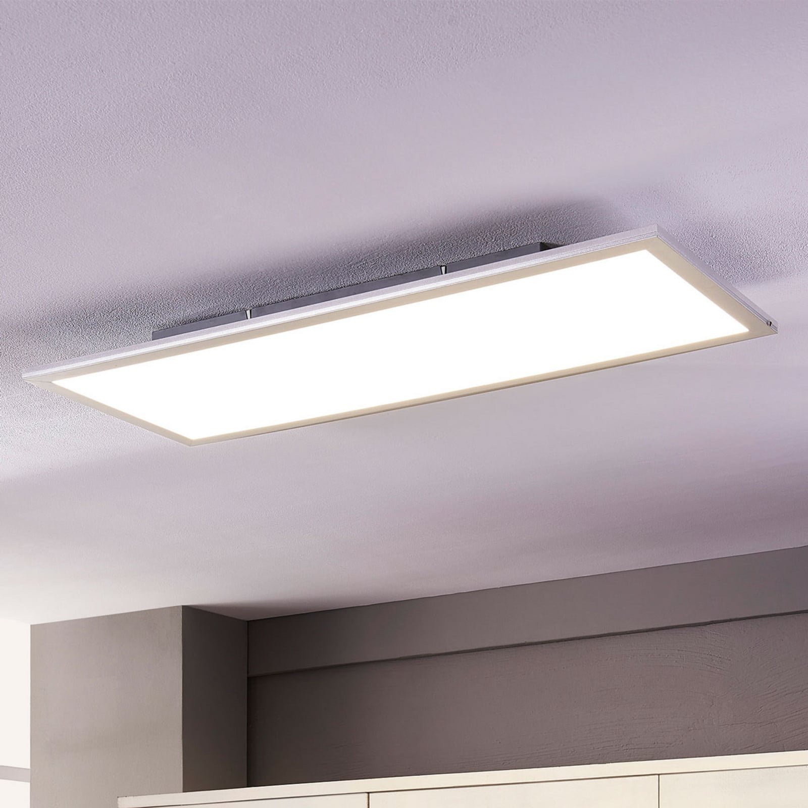 Livel LED Kattovalaisin 4.000K 80x30 White/Silver