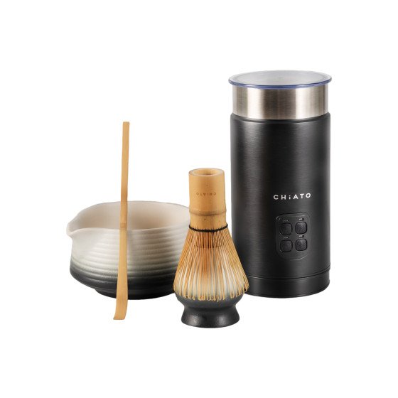 CHiATO milkPLAY -maidonvaahdotin ja Zen Yin Yang -matcha-teesetti