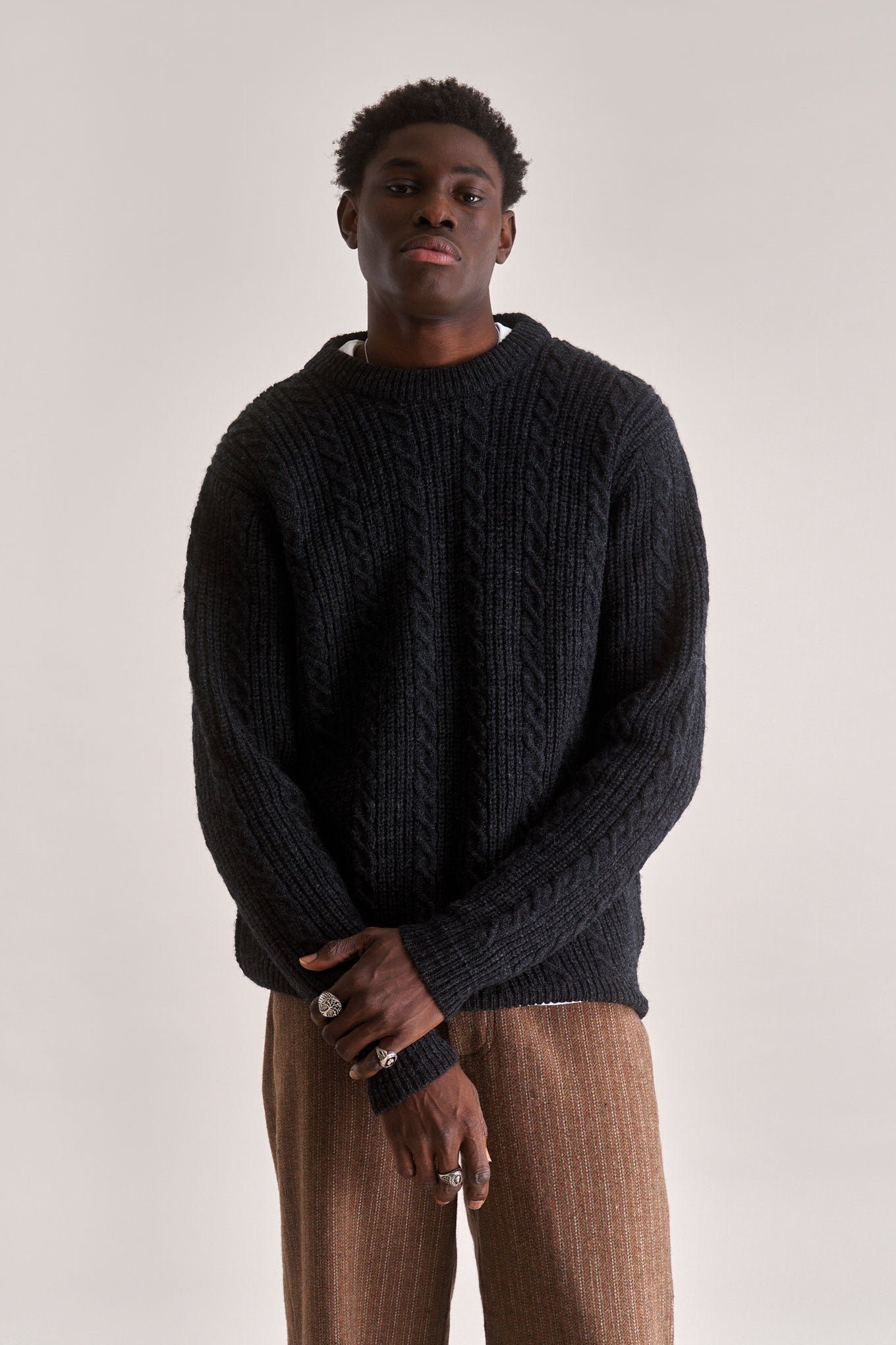 Cable Lamb Wool Top Dark Charcoal
