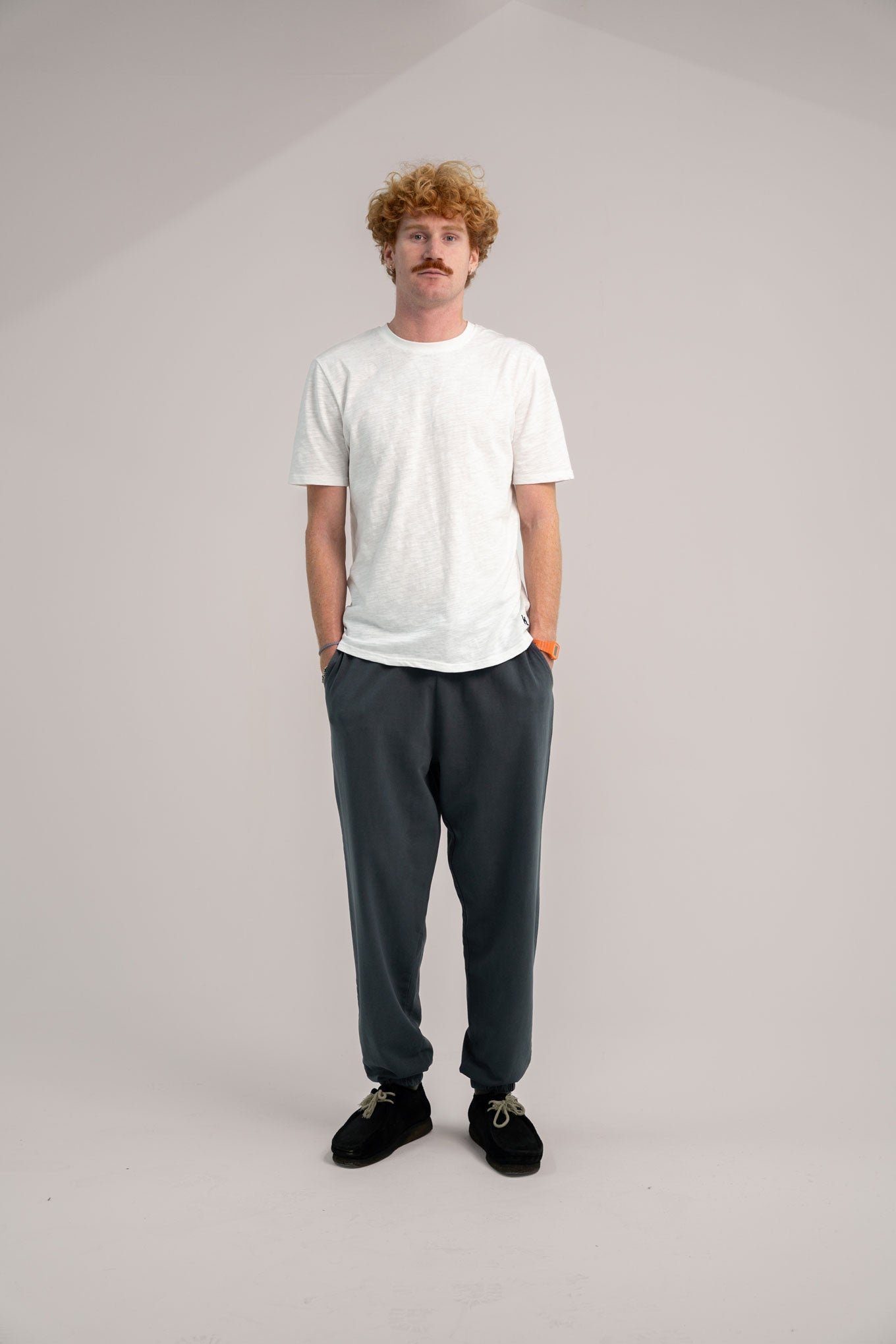 Adam Collegehousut Washed Black